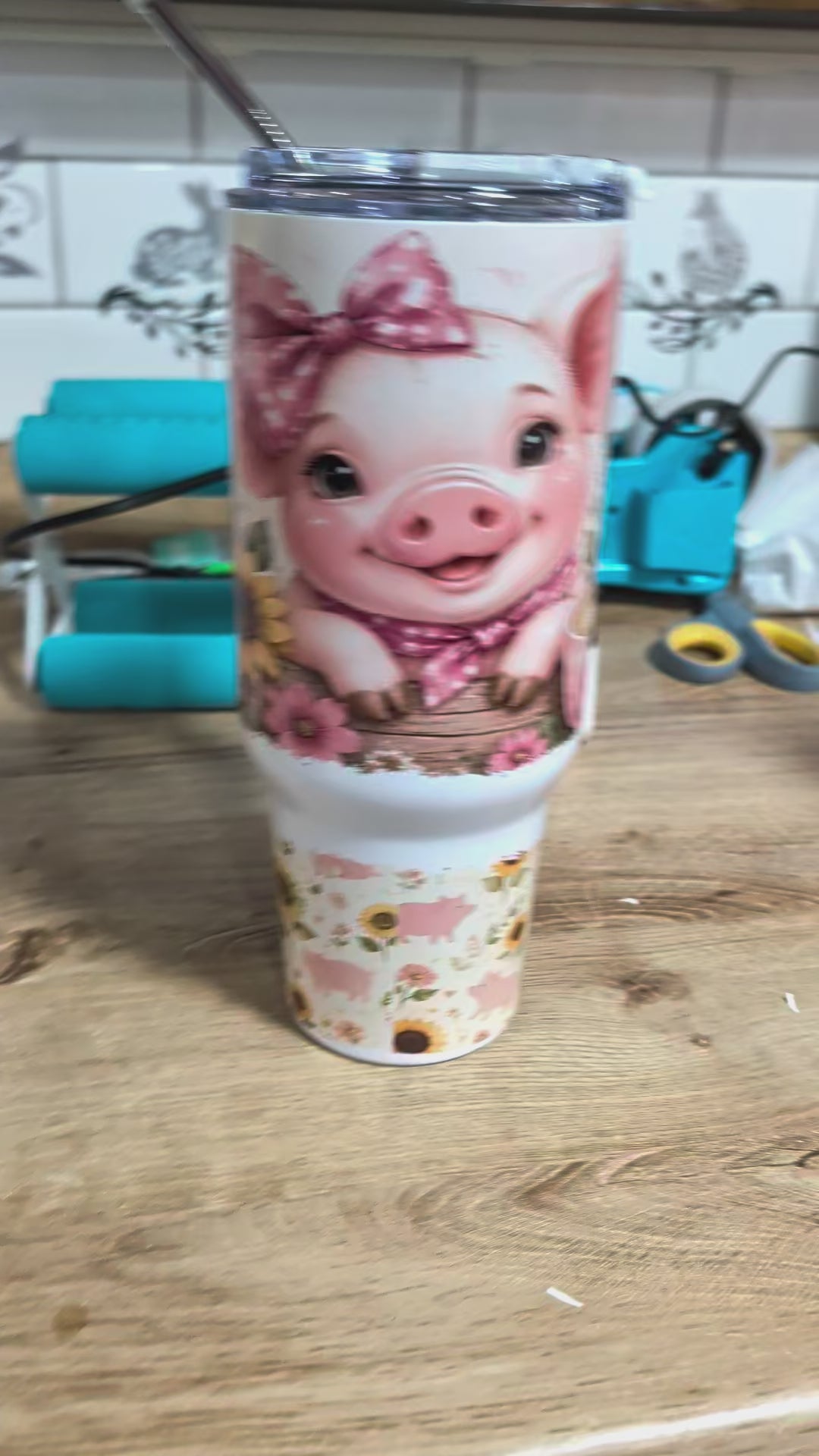 Piggy & Sunflowers 40oz Tumbler
