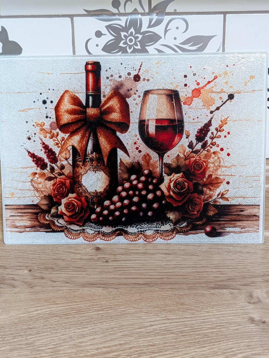 Wine & Roses 11 × 8 Glass Cutting Board
